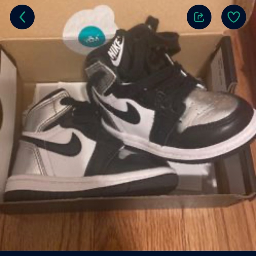 Silver toe Jordan 1
